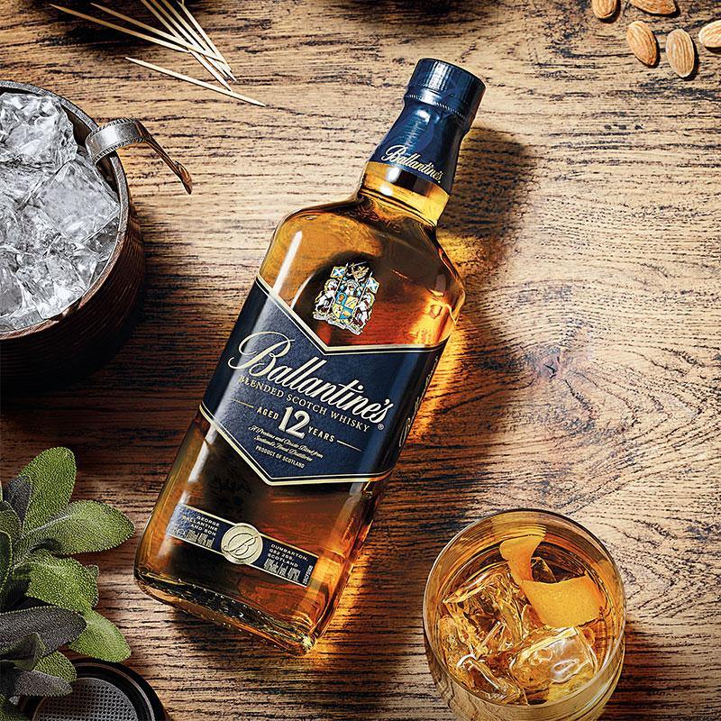 Ballantine's 百齡壇 - Ballantine's 12 Year Blended Scotch Whisky 百齡壇12年蘇格蘭調和威士忌 - 700ml -  Mango Store