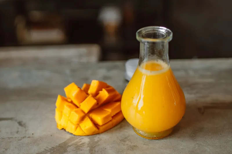 Da Fruta ao Copo: 5 Receitas de Suco de Manga para Acordar com Energia